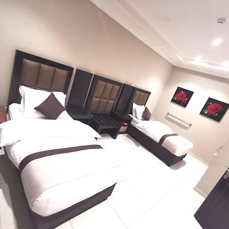 Ashbonh Hotel Suites Рияд Екстериор снимка