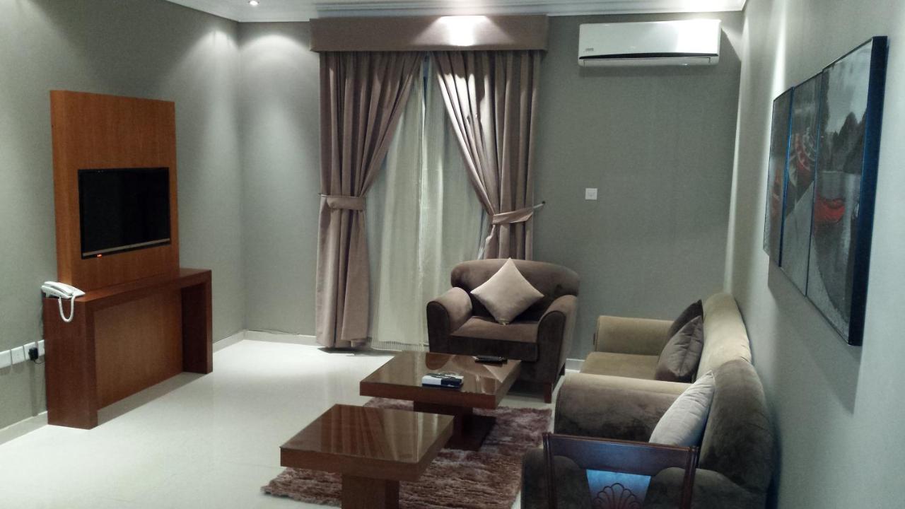 Ashbonh Hotel Suites Рияд Екстериор снимка