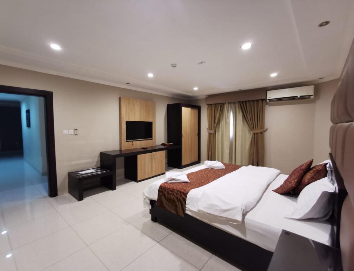 Ashbonh Hotel Suites Рияд Екстериор снимка