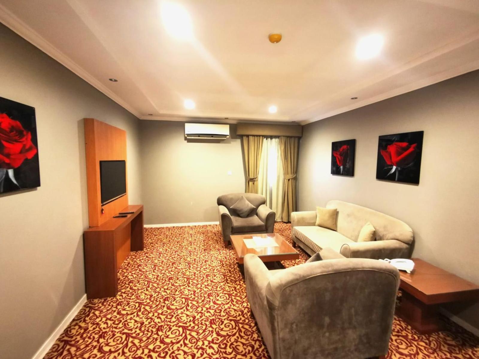 Ashbonh Hotel Suites Рияд Екстериор снимка