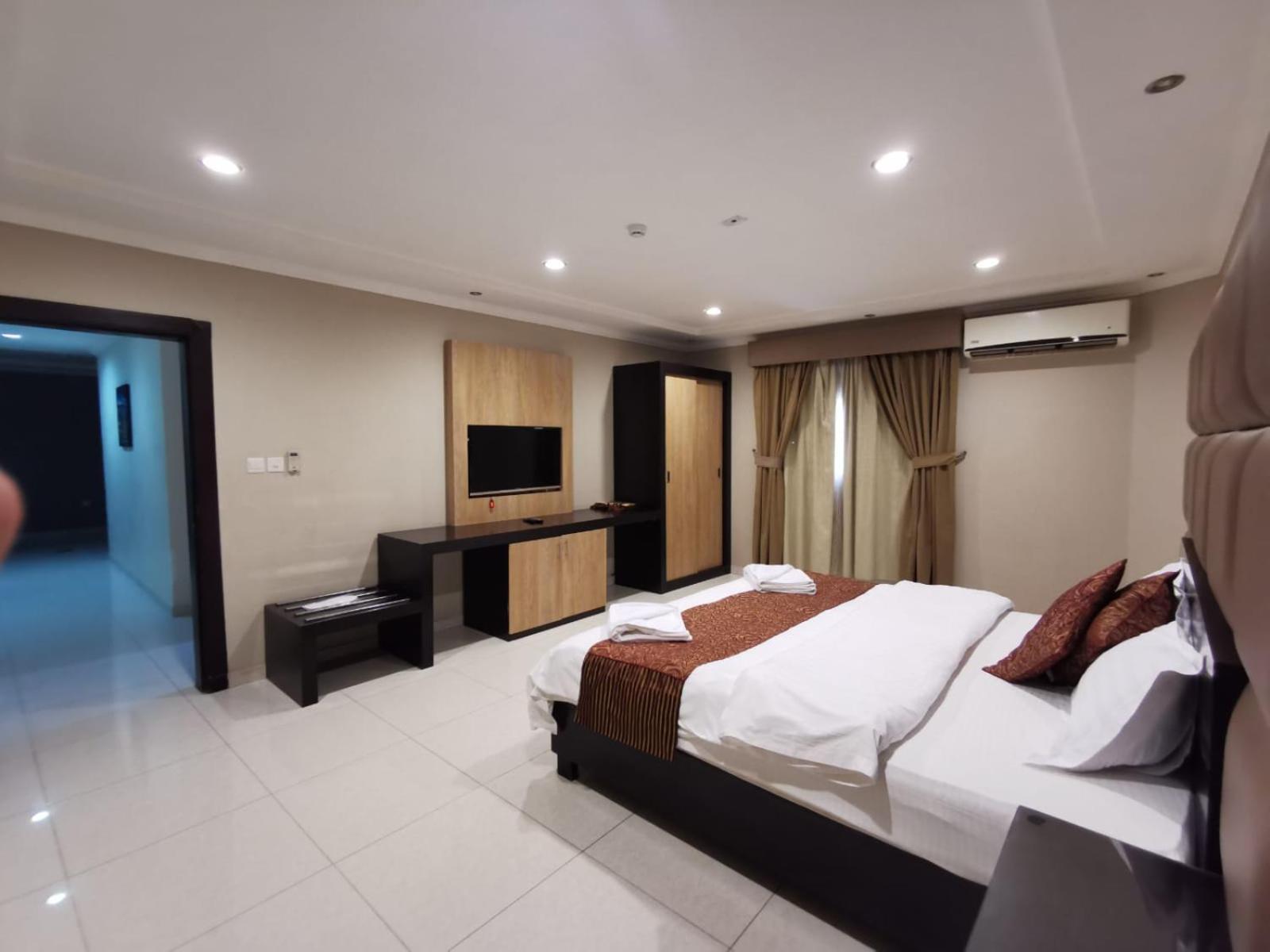 Ashbonh Hotel Suites Рияд Екстериор снимка